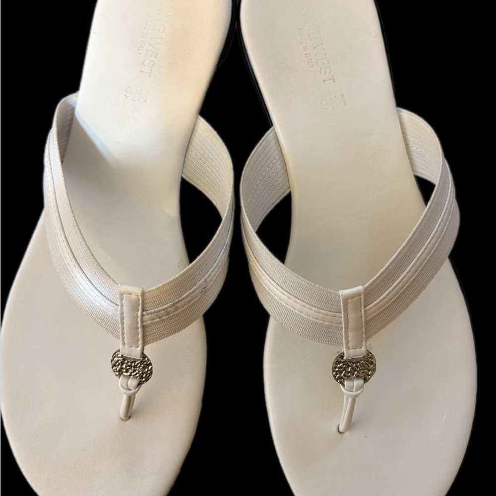 Nine West White Sandals with Silver Detail - Picture 4 of 6